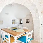 Trullo Alba *